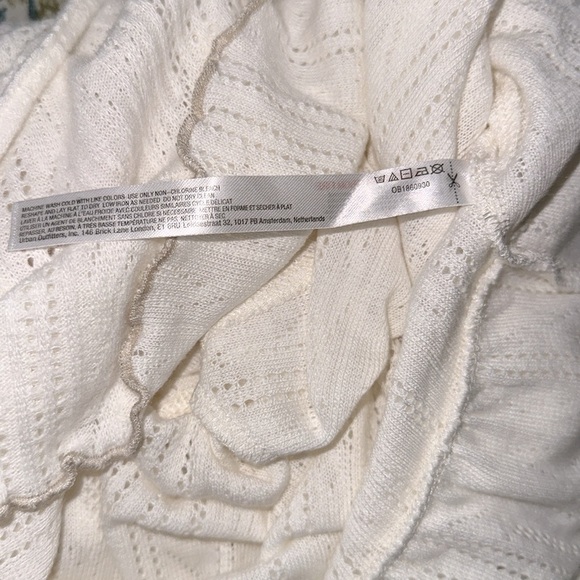 Out from under boho ivory color hooded knit top size small - Picture 6 of 7